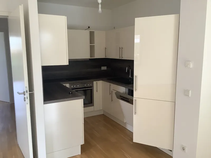 Viel Platz für die Familie: 4-Zimmer Wohnung in begehrter Lage — photo 1